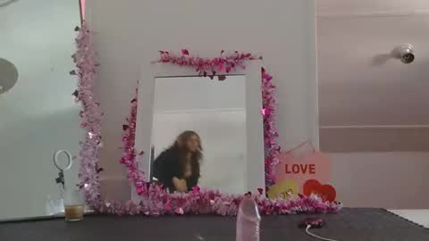 Snapshot of jassynicole chatting on February 22, 2025, 5:57 pm Jaslene Lovely online show from February 22, 2025, 5:57 pm