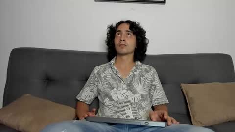 jave_rave online show from November 26, 2025, 4:57 am