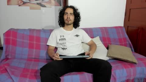 jave_rave online show from February 14, 2026, 8:38 pm