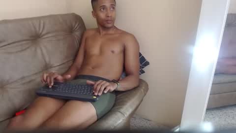 Javier online show from February 19, 2025, 2:12 am