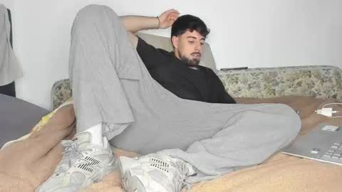 Javier  online show from May 26, 2026, 7:32 pm