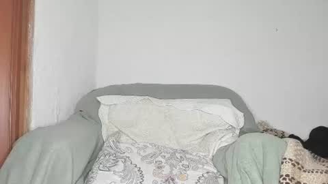 Snapshot of javierandaniel chatting on July 5, 2026, 3:52 pm Javier online show from July 5, 2026, 3:52 pm