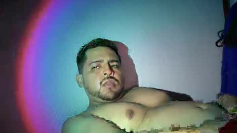 javiermichi online show from November 23, 2025, 5:40 am