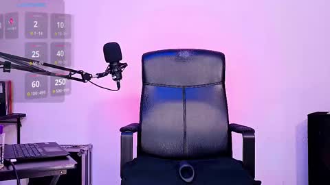 Jax Luna online show from March 8, 2025, 6:21 am