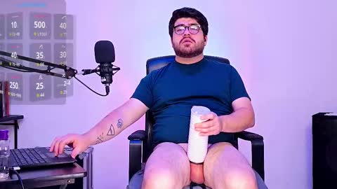 Jax Luna online show from March 11, 2025, 2:43 am