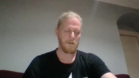 Snapshot of jaxx7777 chatting on December 14, 2024, 3:29 am jaxx7777 online show from December 14, 2024, 3:29 am