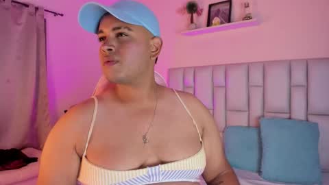 Snapshot of jay_kross1 chatting on February 14, 2026, 1:35 am jayyy online show from February 14, 2026, 1:35 am