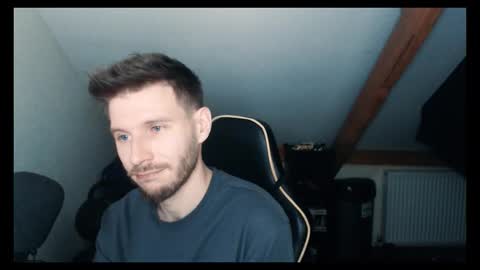 jay_peralta online show from October 2, 2025, 9:33 pm