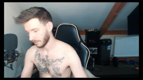 jay_peralta online show from October 15, 2025, 4:51 pm