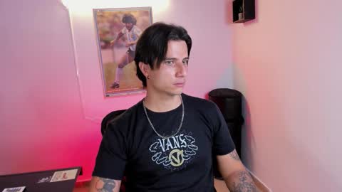 Snapshot of jayalvarrez_ chatting on November 10, 2025, 8:30 pm Jay Alvarrez online show from November 10, 2025, 8:30 pm