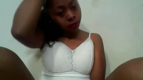 jayalydiah online show from November 1, 2025, 3:08 am