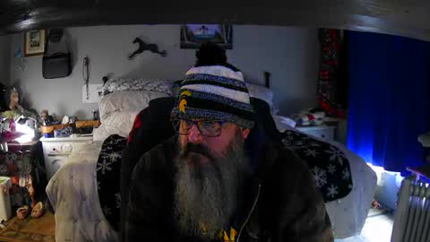 Grand Zaddy or Jay its casual online show from February 27, 2026, 8:31 pm