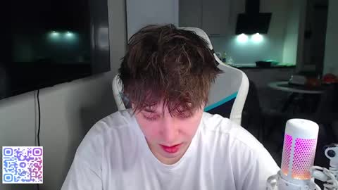 Jayce online show from April 5, 2026, 2:03 pm