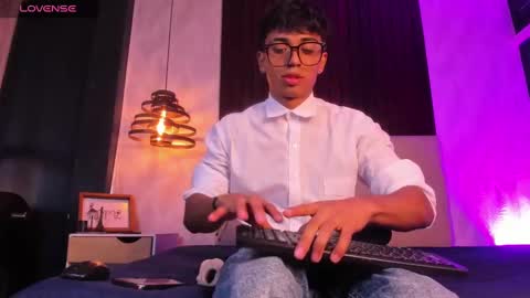 jaycobblack1 online show from November 8, 2025, 12:27 pm