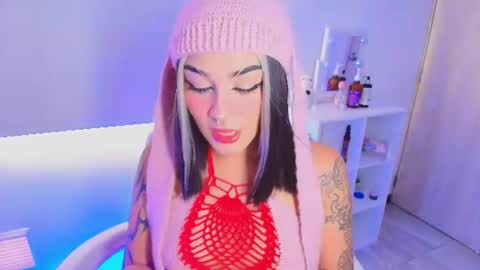 Jayen online show from July 28, 2026, 9:47 pm