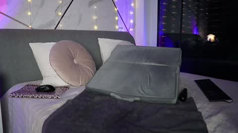 Snapshot of jayjaypink_ chatting on December 28, 2024, 6:17 am JayJayPink online show from December 28, 2024, 6:17 am