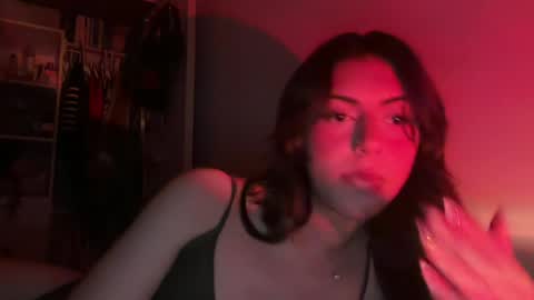 Snapshot of jayla_yen chatting on July 15, 2026, 4:29 am Jayla online show from July 15, 2026, 4:29 am