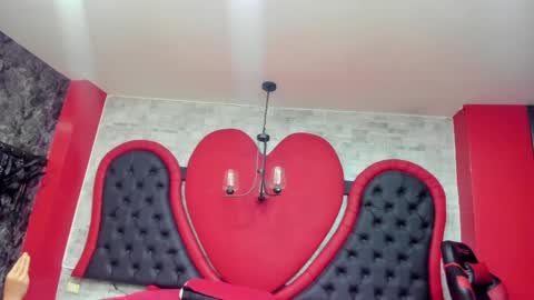 jaylen_bdsm online show from May 12, 2026, 11:51 am