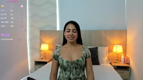 Jaylen Sweet OLINE  2 PM-10PM TIME COLOMBIA online show from October 18, 2025, 11:33 am