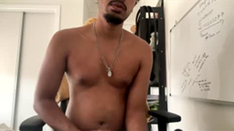 jayluvsu69 online show from November 30, 2025, 8:07 am