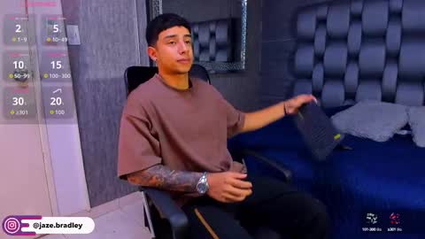 jaze_bradley online show from September 13, 2025, 11:21 am