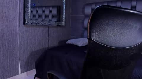 jaze_bradley online show from September 22, 2025, 11:12 am