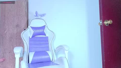 Snapshot of jazmin_barreraa chatting on October 6, 2025, 6:49 pm jazmin online show from October 6, 2025, 6:49 pm