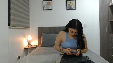 Snapshot of jazmin_dharius chatting on May 19, 2026, 6:53 am Jazmin and Scarlett online show from May 19, 2026, 6:53 am
