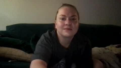 Snapshot of jazzylynn27 chatting on November 3, 2025, 6:09 pm jazzylynn27 online show from November 3, 2025, 6:09 pm