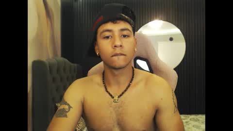 jbarto_ online show from April 27, 2026, 1:31 pm