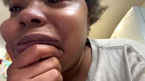 Snapshot of jccaramelbarbie12 chatting on February 13, 2025, 5:44 pm JCCaramelbarbie online show from February 13, 2025, 5:44 pm