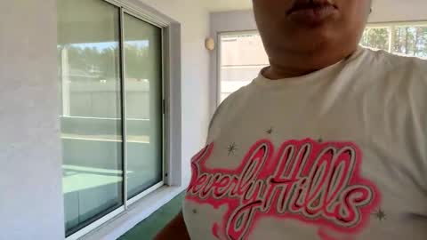 Snapshot of jccaramelbarbie12 chatting on March 2, 2025, 4:21 pm JCCaramelbarbie online show from March 2, 2025, 4:21 pm