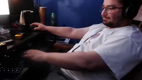 Snapshot of jcmdspoof chatting on March 10, 2025, 5:11 am jcmdspoof online show from March 10, 2025, 5:11 am