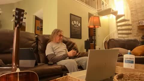 JDinEuless online show from January 11, 2026, 4:34 pm