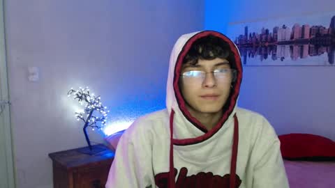 jeam_hot online show from December 7, 2024, 8:49 pm