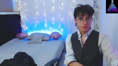 jeam_hot online show from December 25, 2024, 1:20 am