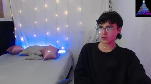 jeam_hot online show from December 28, 2024, 1:08 am