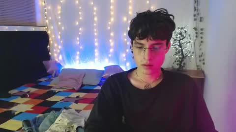 jeam_hot online show from December 30, 2024, 1:04 am