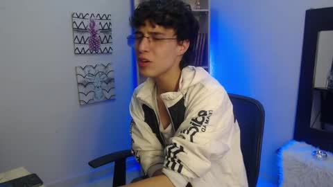 jeam_hot online show from January 11, 2025, 10:40 pm