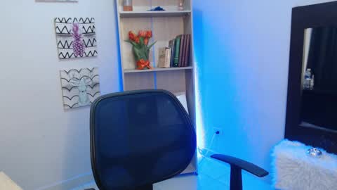 jeam_hot online show from January 13, 2025, 11:17 pm