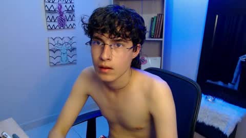 jeam_hot online show from February 2, 2025, 7:35 pm