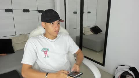 Snapshot of jean_bllack chatting on October 24, 2025, 11:17 am Jean Bllack online show from October 24, 2025, 11:17 am