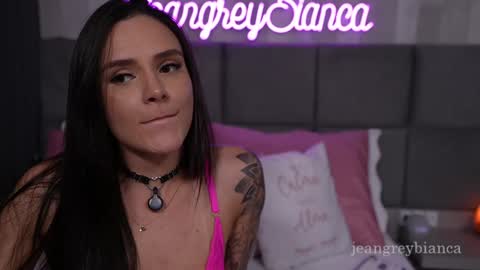 Bianca online show from September 19, 2025, 7:25 pm