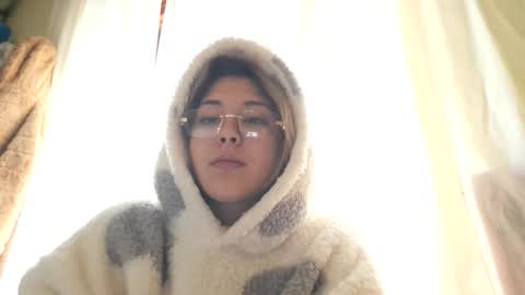 May online show from January 19, 2026, 8:40 am