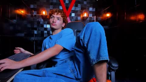 Juan Tompson online show from February 28, 2026, 7:26 pm