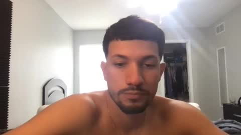 jeanwhitebianco online show from October 18, 2025, 7:14 pm