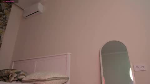 Snapshot of jee_su chatting on September 21, 2025, 3:24 pm Jees online show from September 21, 2025, 3:24 pm