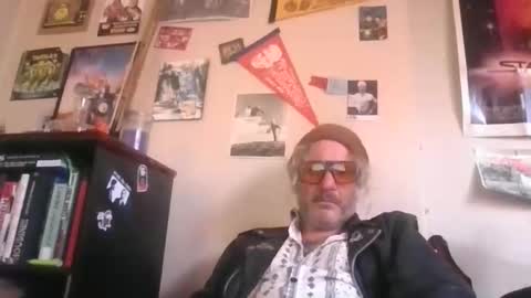 Snapshot of jeepster9 chatting on April 3, 2026, 7:56 pm jeepster9 online show from April 3, 2026, 7:56 pm