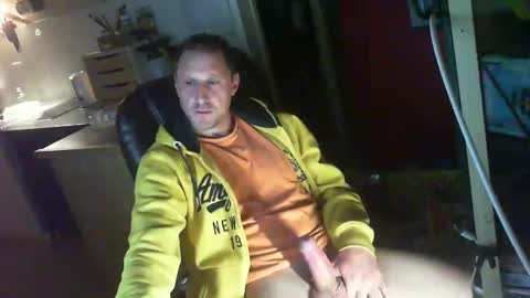 Snapshot of jef74700 chatting on December 13, 2024, 4:22 am Jrme online show from December 13, 2024, 4:22 am