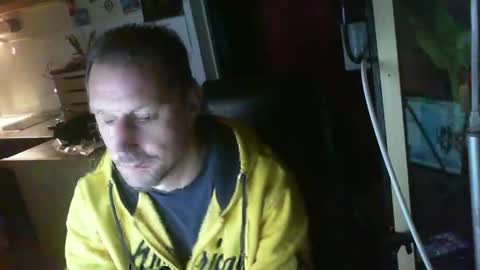 Snapshot of jef74700 chatting on December 16, 2024, 2:15 am Jrme online show from December 16, 2024, 2:15 am